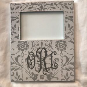 NWT Marye-Kelley monogrammed OLR picture frame 4x6